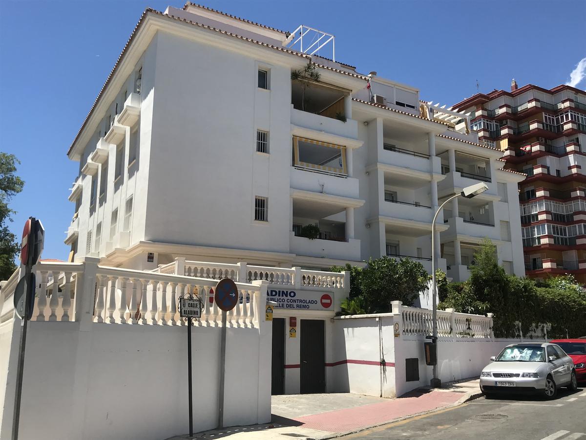 Apartamento Los Nidos Torremolinos Kültér fotó